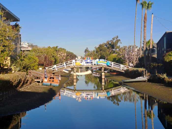 Los Angeles kosher vacation - Venice canals.