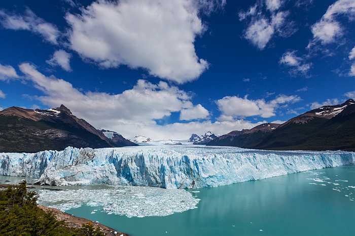 Kosher travel guide to Argentina- Moreno Glacier in Patagonia.