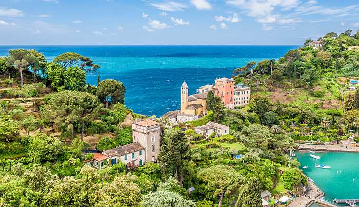 Passover programs in Italy